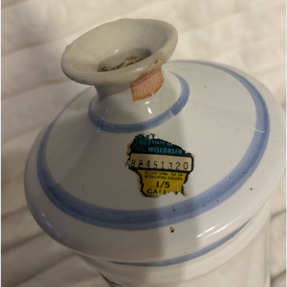 Vintage Spirit Paul Masson Brandy “SPIRIT VINI VITIS” Wisconsin 1/5 Gal Decanter - Picture 5 of 5